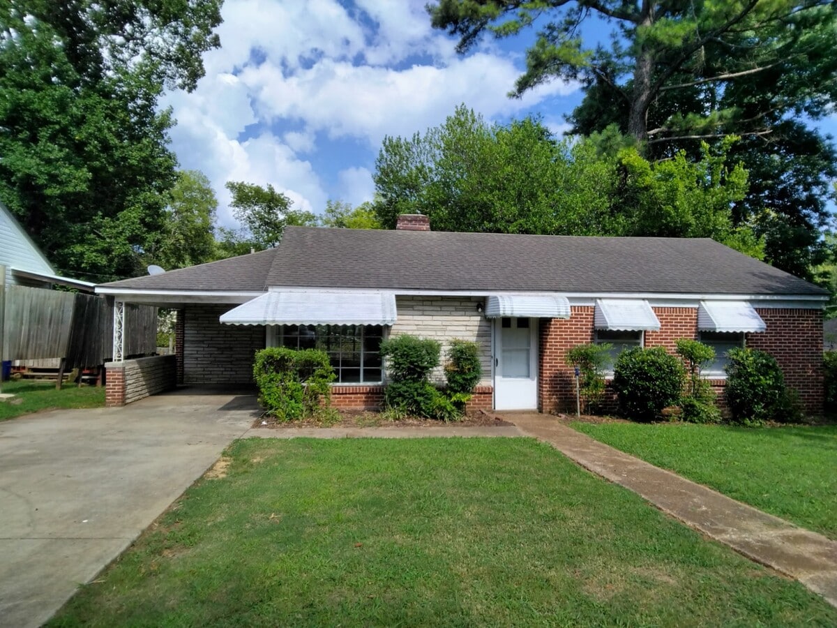 Photo - 406 Hansel Ct