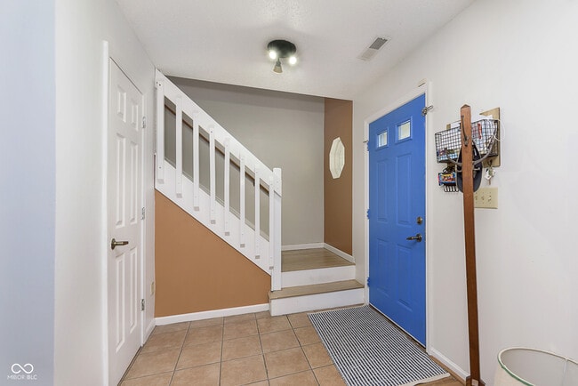 Photo - 266 E Pine Ridge Dr