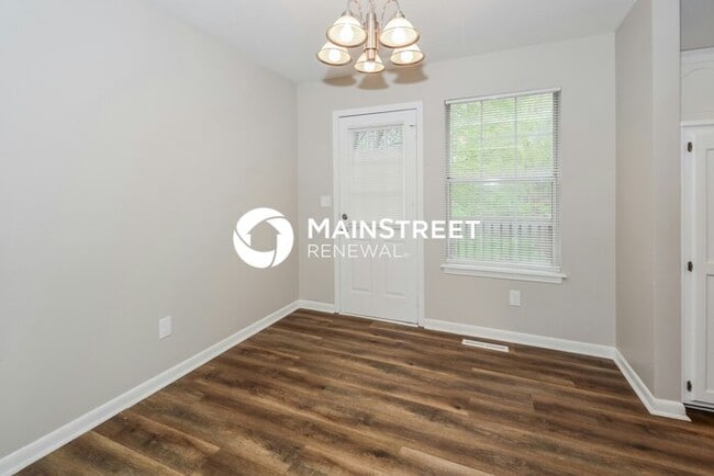 3 Bedroom Pet-Friendly Home in Lees Summit, MO with Main Street Renewal