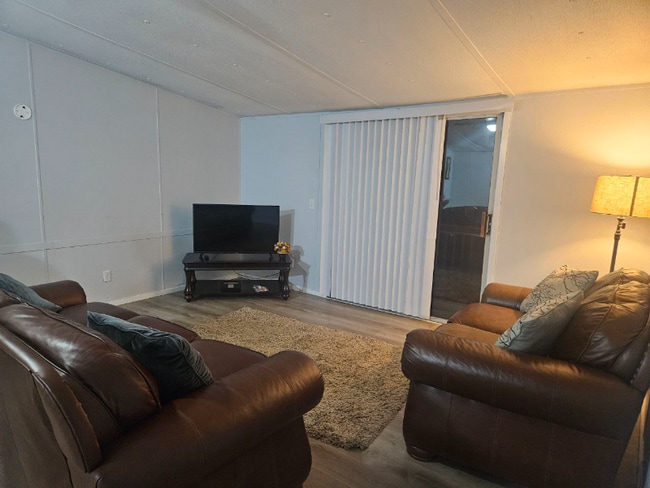 Photo - 4401 Keowee Rd