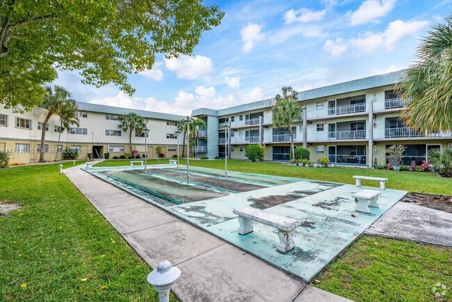 Building Photo - 250 Layne Blvd Unit 312 Rental