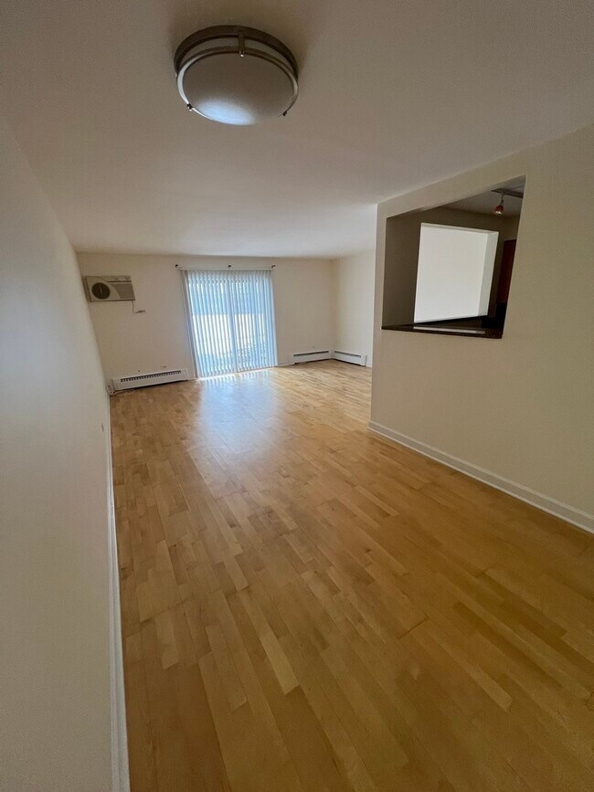 Photo - 2426 N Kennicott Dr Unidad 1B