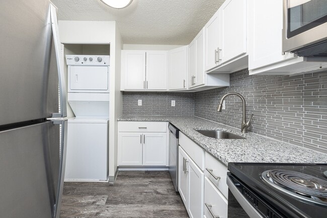 Westpointe Apartment Homes