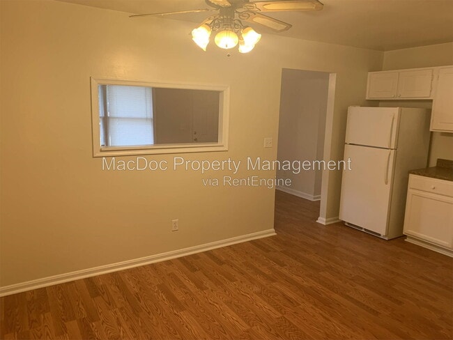 Photo - 401 Polk Dr