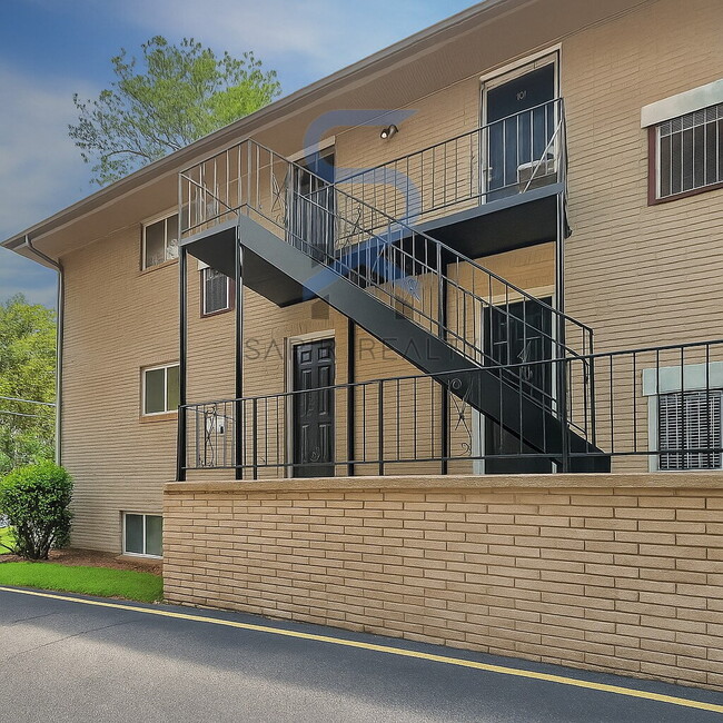 Building Photo - 3300 College St Unit 17 Rental