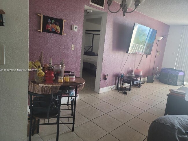 Photo - 1805 Sans Souci Blvd Unidad 514