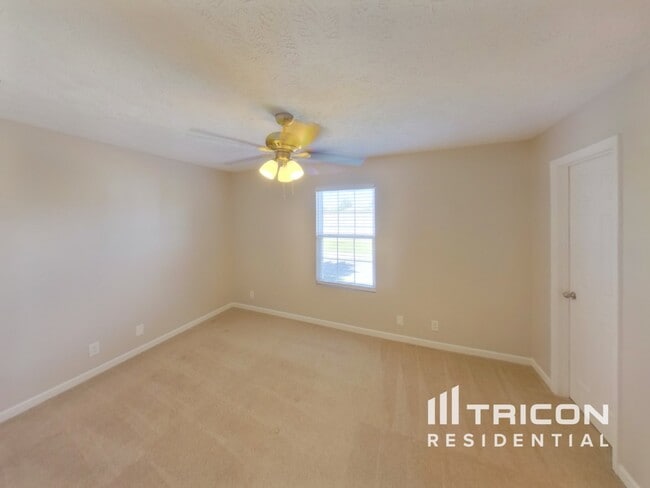 Photo - 2616 Apostle Ln