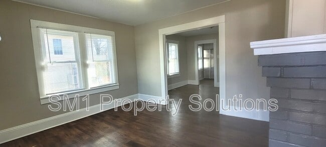 Photo - 2021 Pine Bluff St