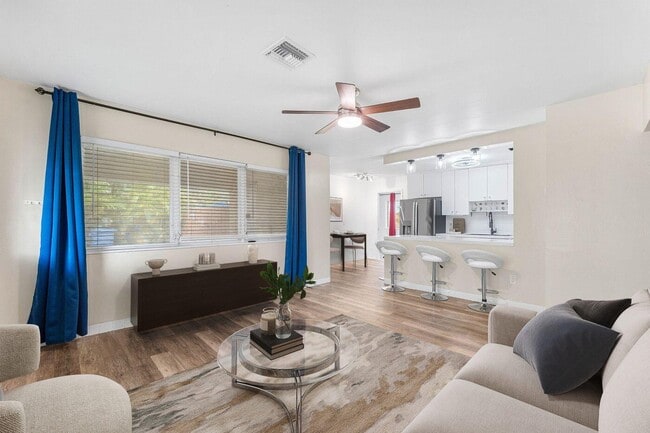 Photo - 4780 NE 8th Terrace