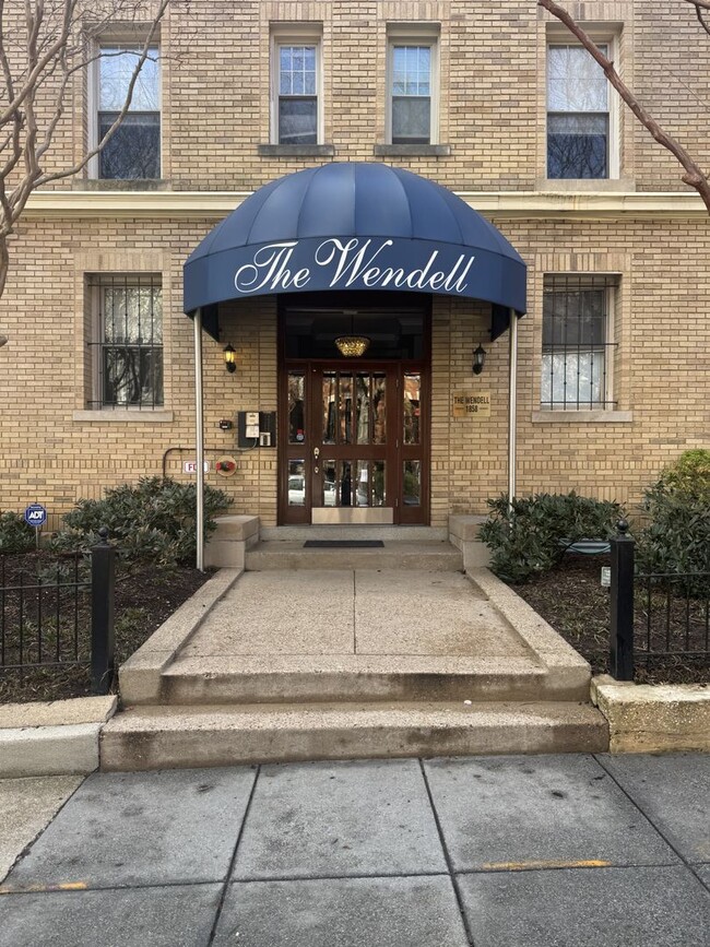 Photo - Centrally Located 1BR/1BA Apartment in Adams Morgan – Bright, Modern & Walkable! Unit 6