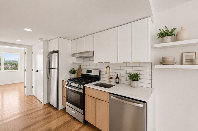 Photo - 5440 Fifth Ave