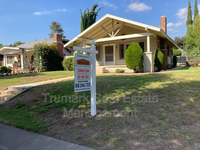 Building Photo - 1887 Monte Vista St