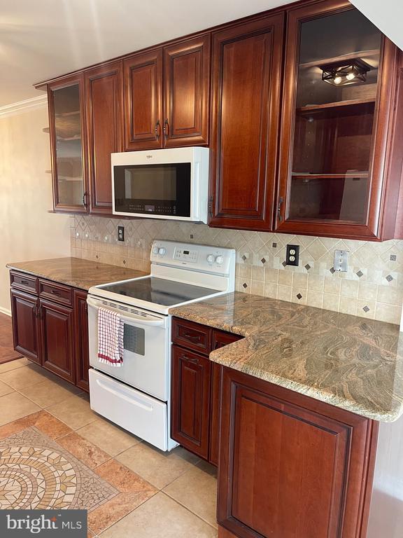 Photo - 2313 Westport Ln