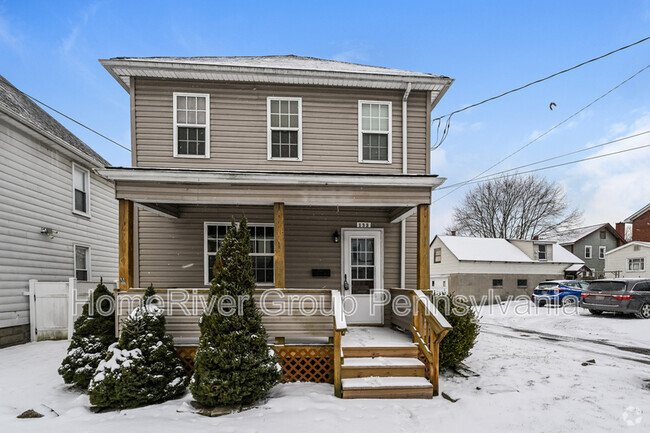 Building Photo - 133 Goldwood Ave Rental