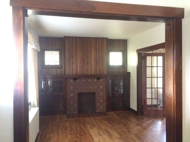 Photo - 2416 Mt Troy Rd Unidad Apt. #1