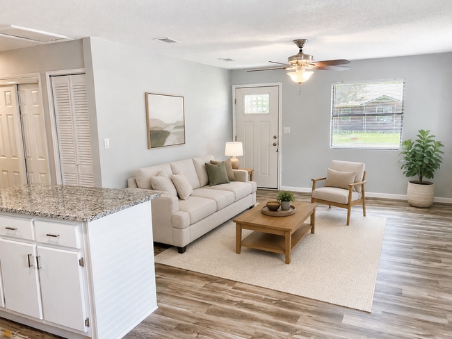 Photo - 125 Borrell Blvd