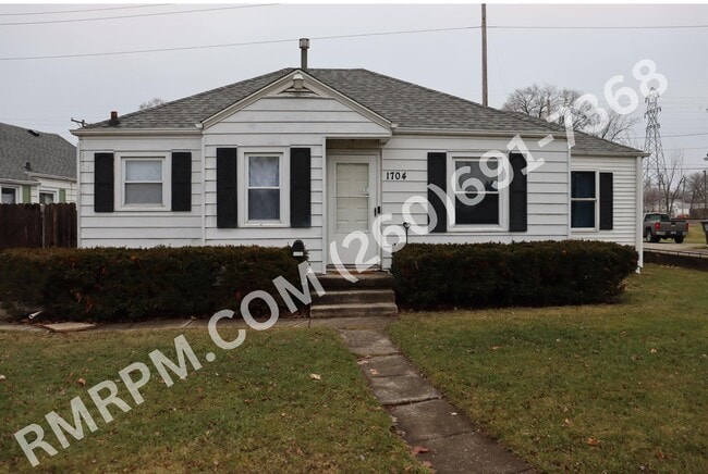 Building Photo - 1704 Sprunger Ave Rental