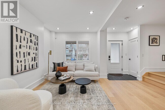 Photo - 86 Albertus Ave