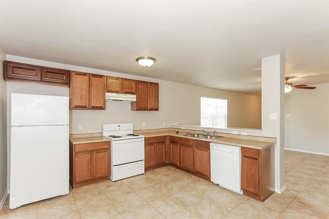 Photo - 706 Lloyd St