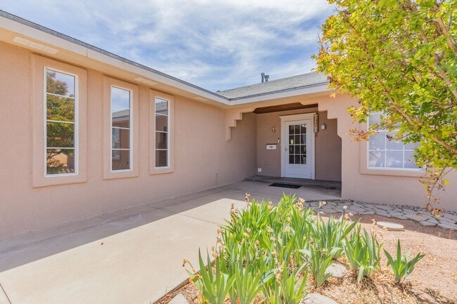 Photo - Conveniently located 3 Bedroom, 2 bath