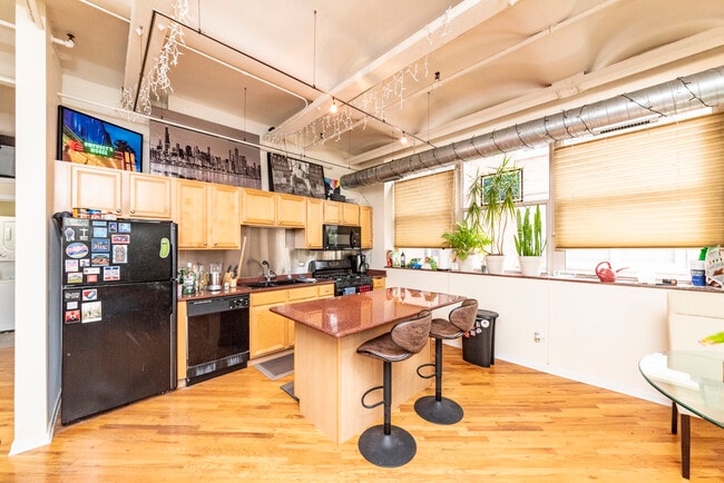 Photo - 500 S Clinton St Unidad 510 Rental