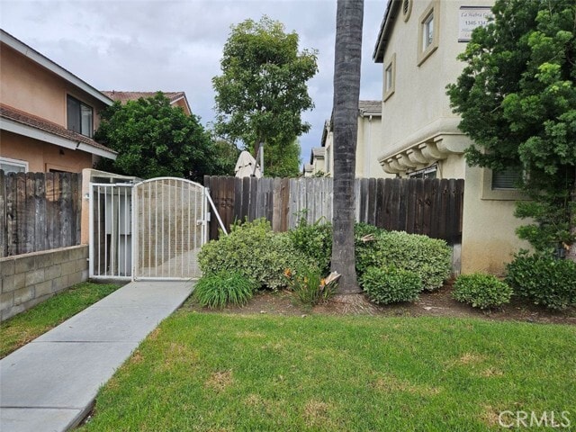 Photo - 1345 W Hillandale Ave