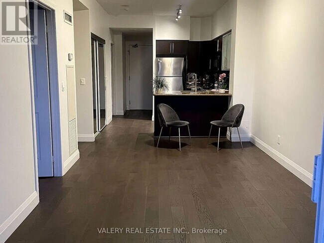 Photo - 2885 Bayview Ave Unit 319