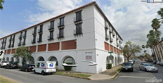 Building Photo - 19 Beech Ave Unit 42