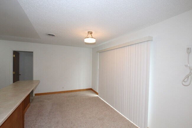 Photo - Condo for Lease on the West-side of Great ... Unidad 206