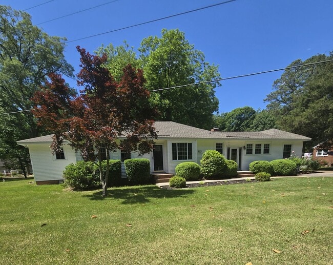Building Photo - 8000 Curtis Rd