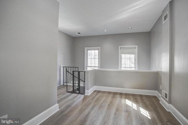 Photo - 1213 12th St NW Unidad C