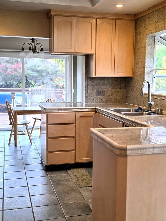 Building Photo - Beautiful Westside Santa Cruz Home Near UCSC