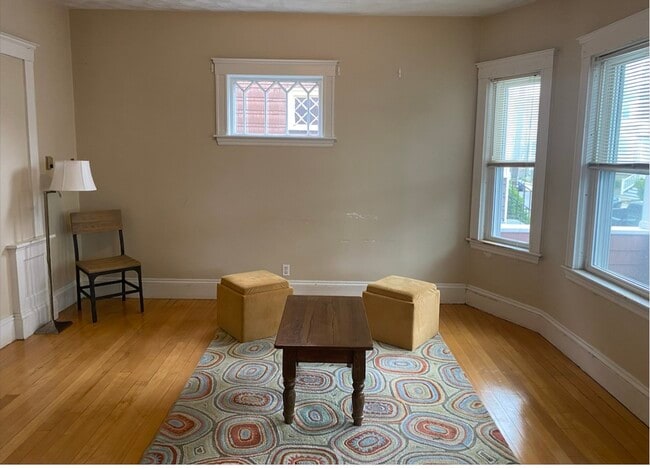 Building Photo - 61 Frederick Ave Unit 1