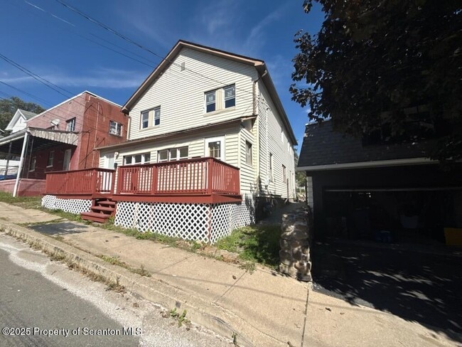 Photo - 210 Center Ave