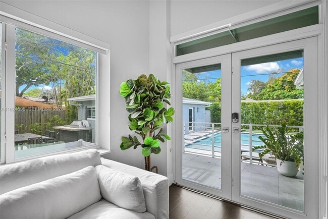 Photo - 150 NE 50th St