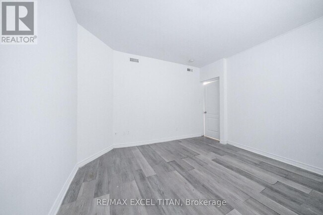 Photo - 414 Jarvis St Unit G4