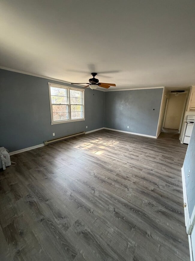 Building Photo - Beach House-Nags Head