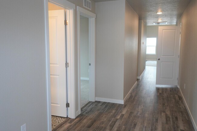 Photo - 3067 N Greengate Way