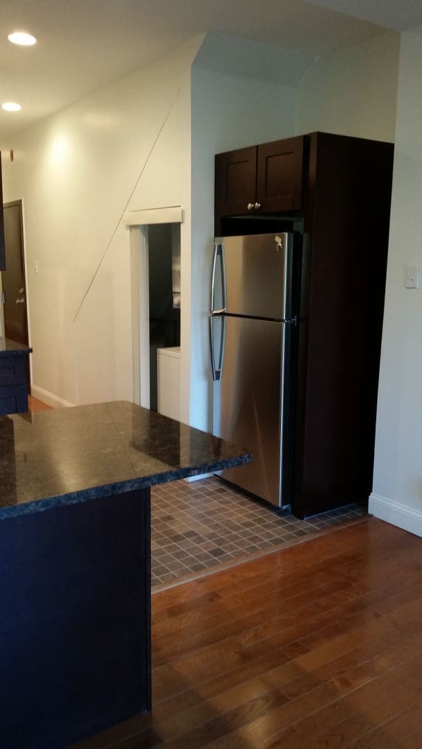 Photo - Beautiful newly renovated apartment for rent Unit 2