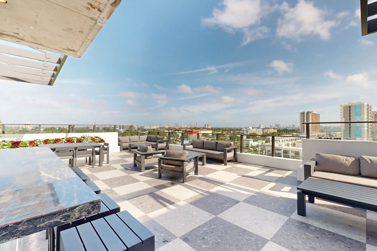Photo - Biscayne 112 Apartments
