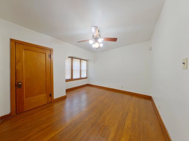Photo - 807 N Carter St Unit 1