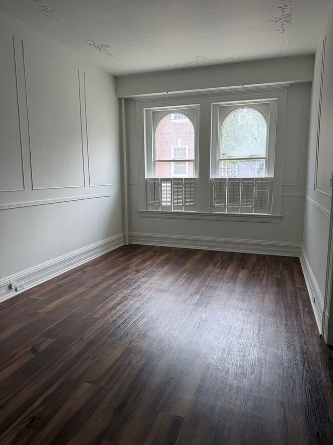 Photo - 110 S Beaver St Unit 1st fl front