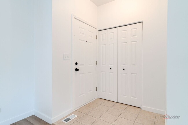 Photo - 178 W Hampton Dr