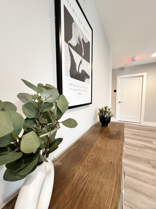 Photo - 528 Black Rock Tpke Unit 108