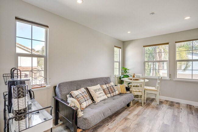 Photo - 1673 Harmony St Unit SI FL2-ID1546171P