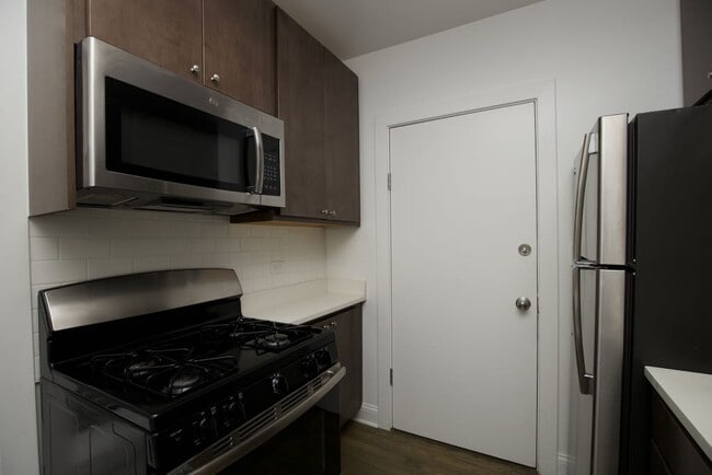 Photo - 2641 N Spaulding Ave Unit E2