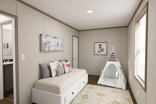 Photo - 102 Donald Ave