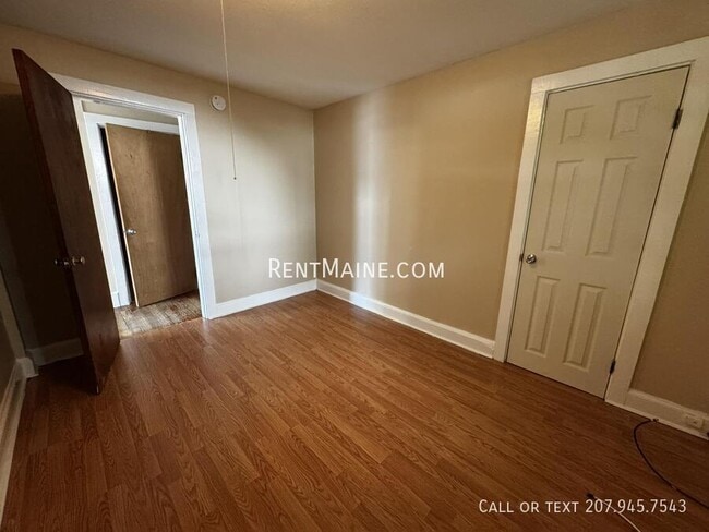 Photo - 172 College Ave Unidad 5