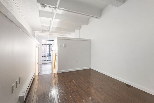 *Pictures are representative samples of the advertised unit. In some cases, the actual units you tou - 11 Hallam St Apartments Unit 3