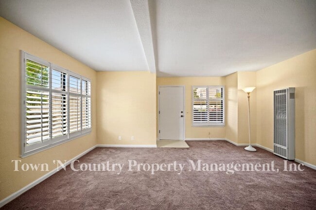 Photo - Now Available in Monterey’s Sun Belt | Stylish Updated Condo in a Prime Location Unidad 75